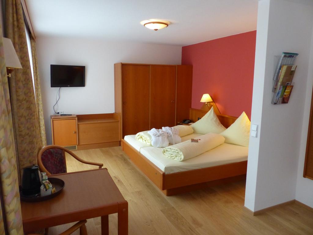 Hotel Herrmann Münsingen Exteriör bild